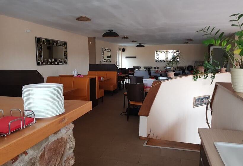 Sunny´s Hotel & Residence