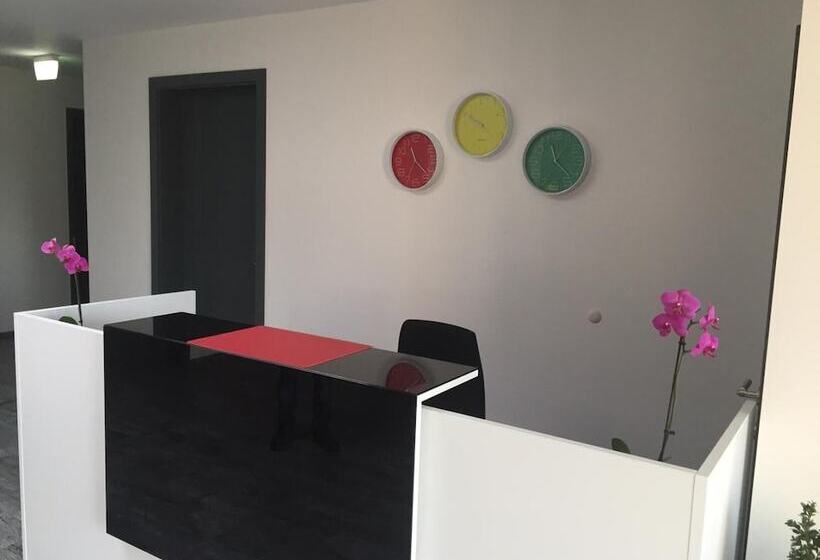 Sunny´s Hotel & Residence