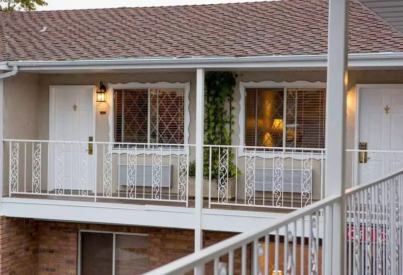 Hotelli The Chalet