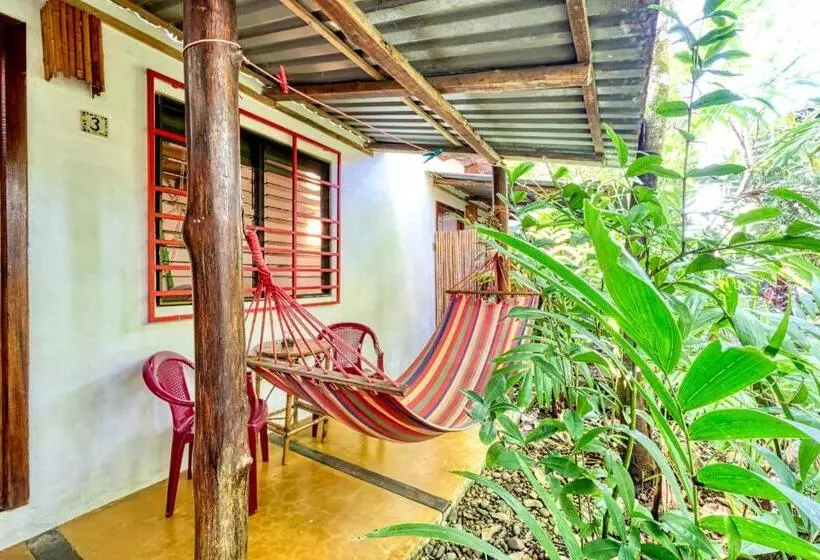 Hotelli Tropical Sands Dominical