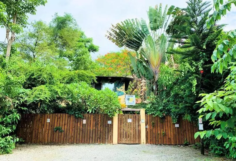 Hotelli Tropical Sands Dominical