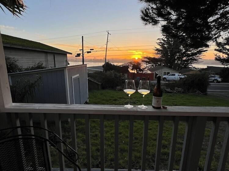 Отель Valley Ford