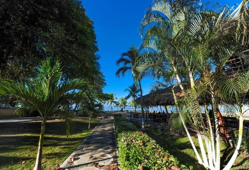 Beach Break Resort & Cr Surf Camp