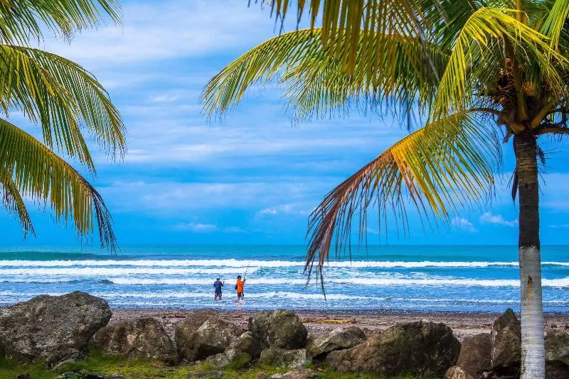 Beach Break Resort & Cr Surf Camp