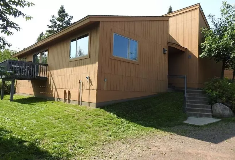 Superior Ridge Resort Motel