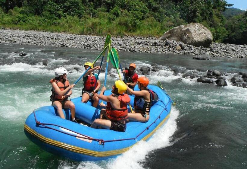 호스텔 Spanish By The River Turrialba