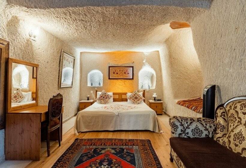 בית מלון כפרי Amber Cave Suites