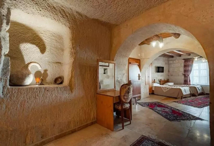ホテル Amber Cave Suites