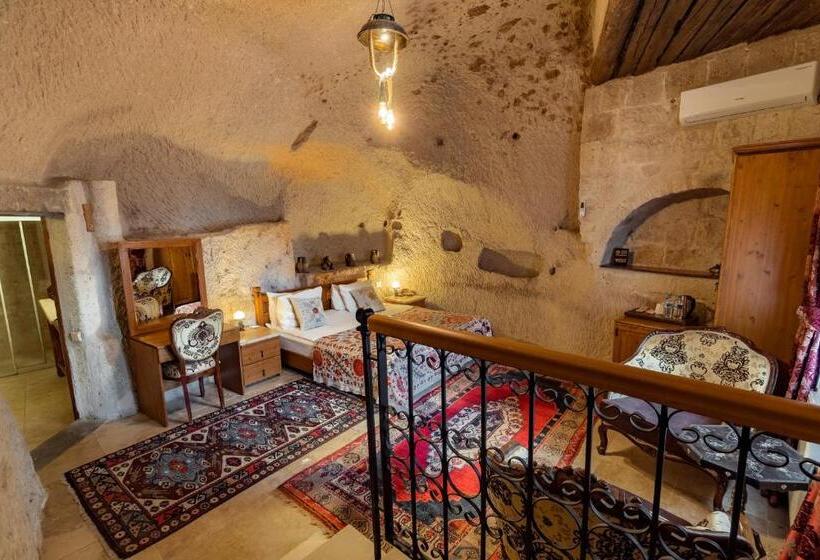 בית מלון כפרי Amber Cave Suites