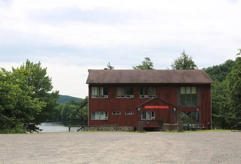 هتل Auberge Morritt