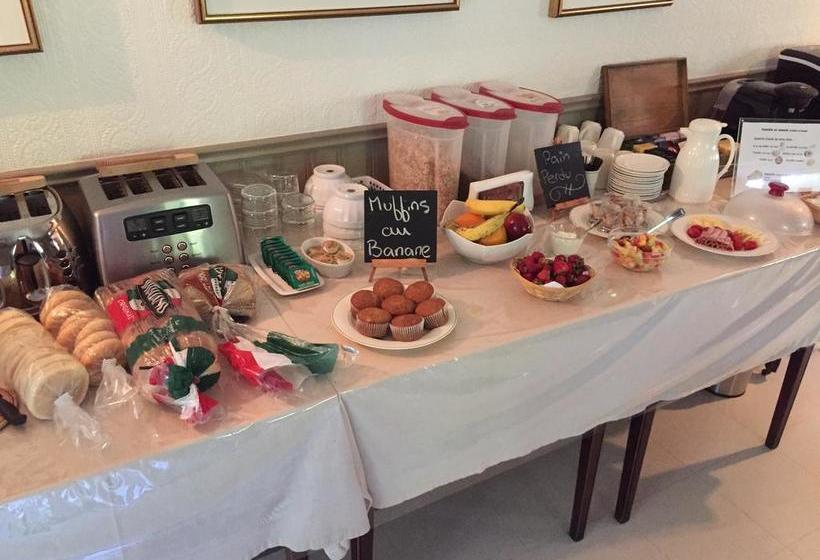 בית מלון כפרי Auberge Petite Plaisance