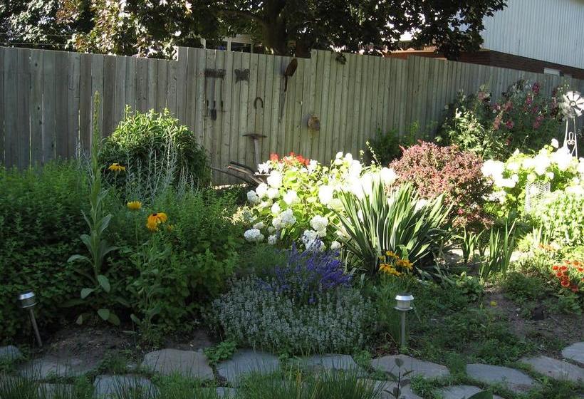 Szálloda Twin Pines Bed And Breakfast