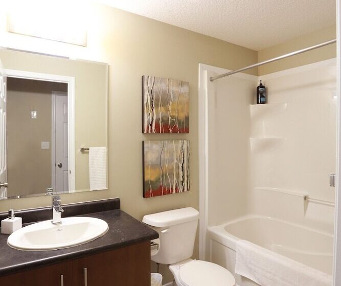 ホテル Boardwalk Homes   Executive Guest Rooms & Townhomes