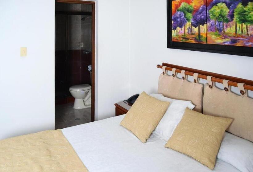 בית מלון כפרי Bolivar Plaza