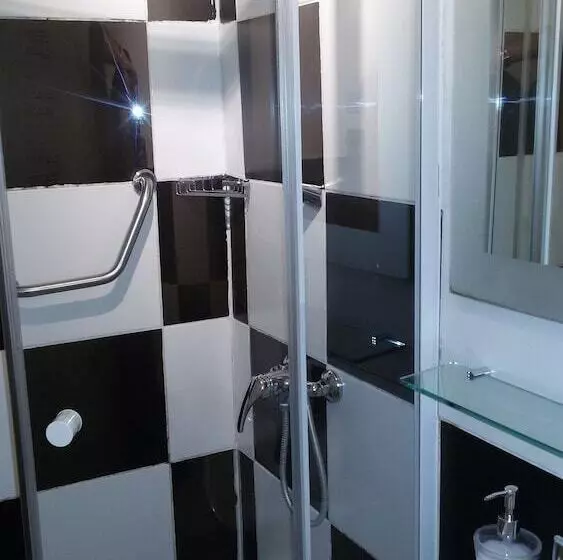 هتل Camila 109 B&b