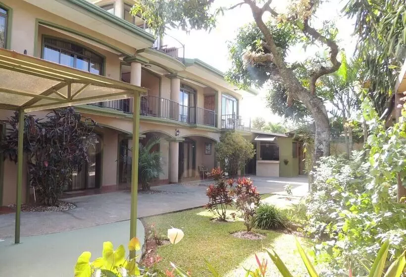 هتل Casa Tropical