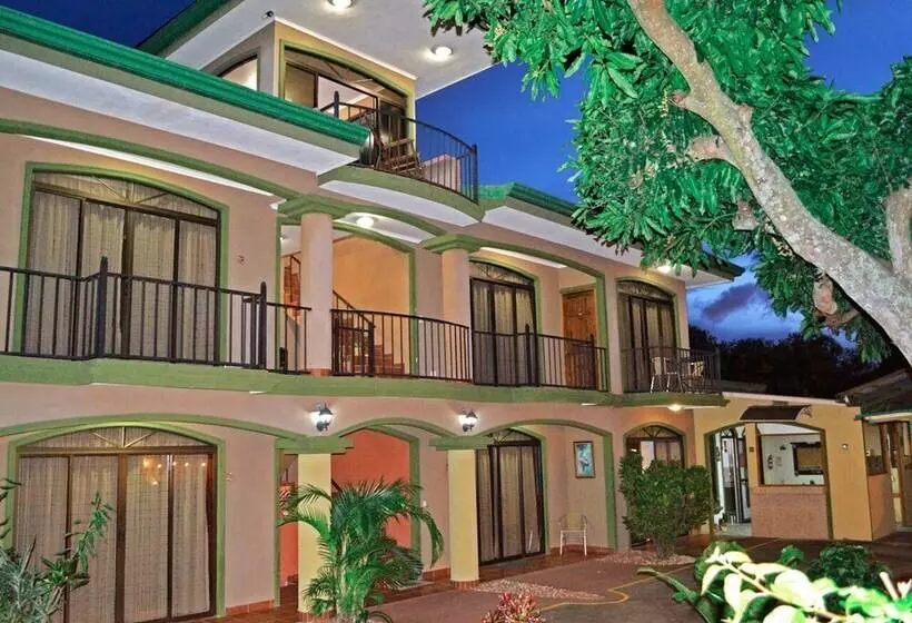 هتل Casa Tropical