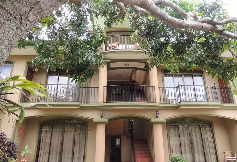 هتل Casa Tropical