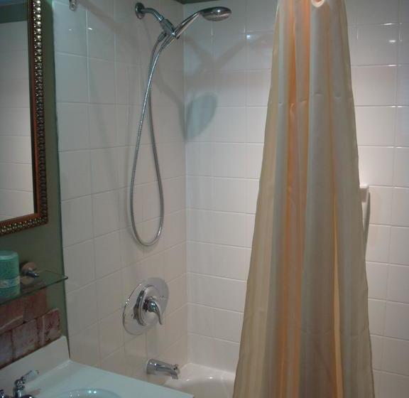 בית מלון כפרי Downhome Bed & Breakfast