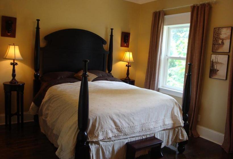 בית מלון כפרי Downhome Bed & Breakfast