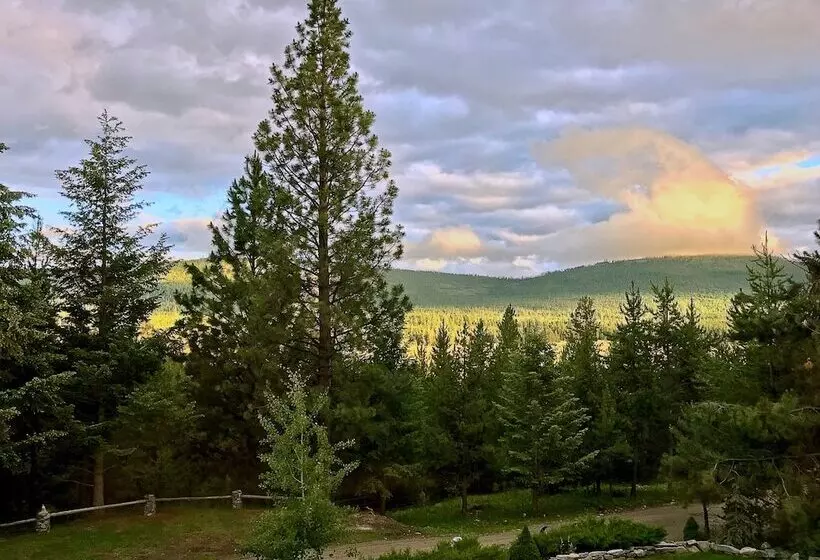 هتل Dream Haven Guest Ranch