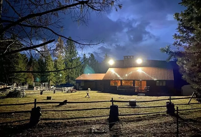 هتل Dream Haven Guest Ranch