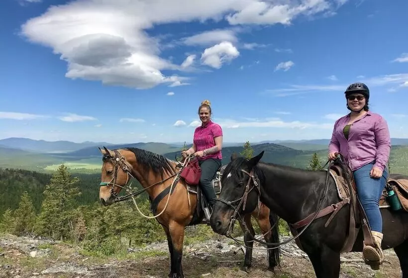 هتل Dream Haven Guest Ranch