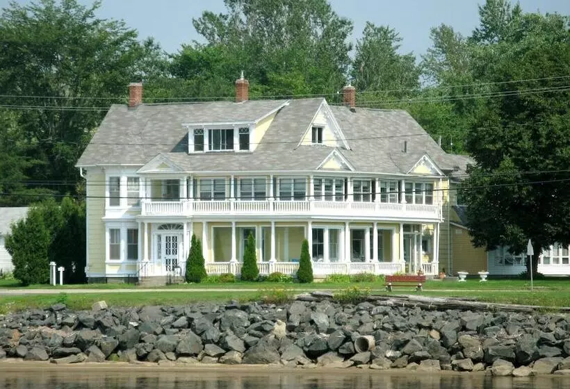 ホテル Governor's Mansion Inn