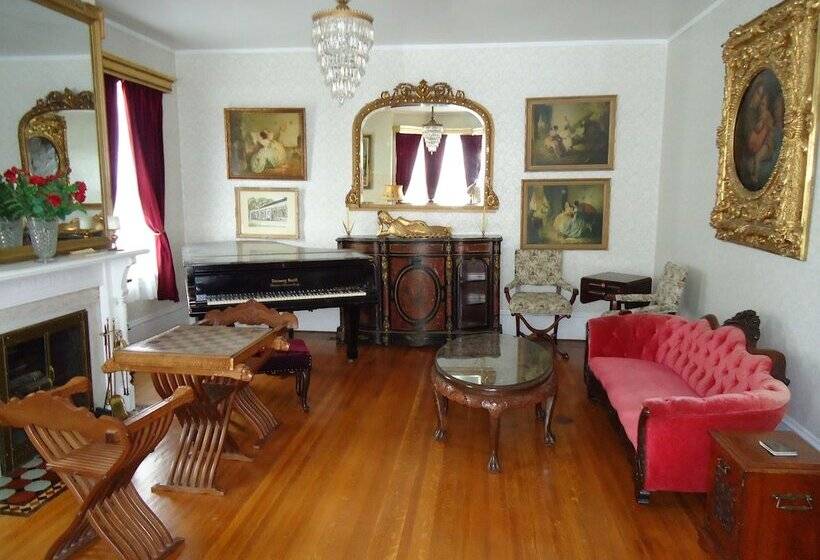 فندق Governor's Mansion Inn