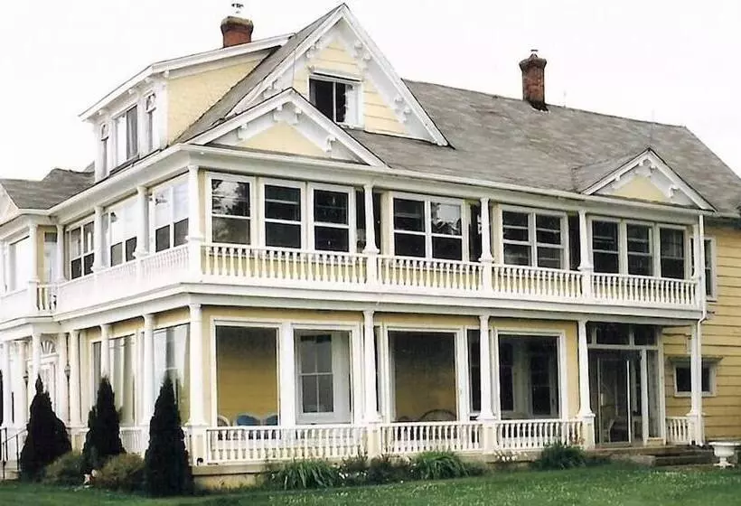 ホテル Governor's Mansion Inn