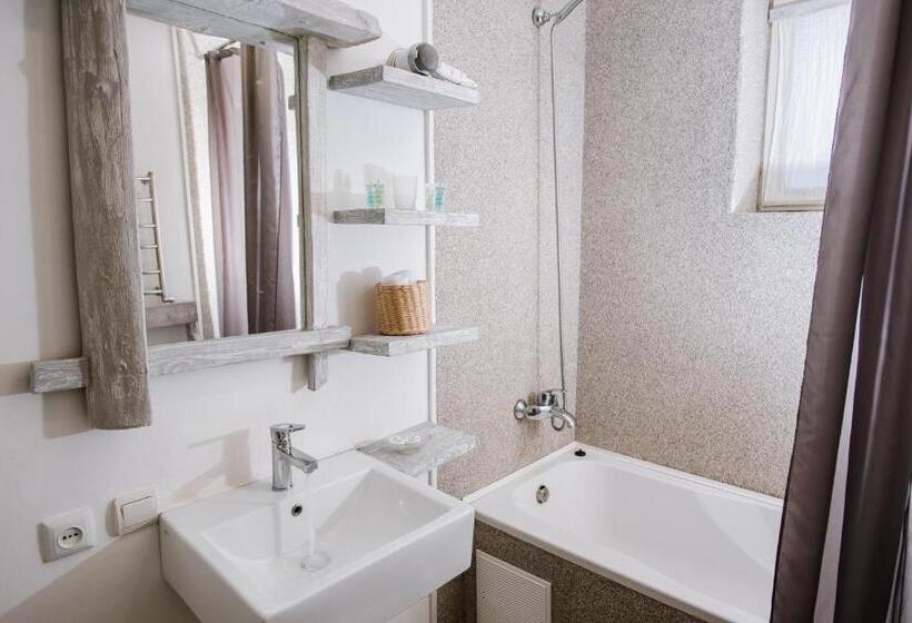 Отель Higina Spa