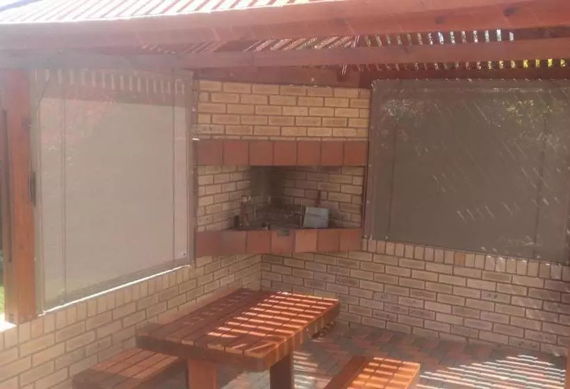 Hotelli Hillcrest Self-catering Holiday Apartment