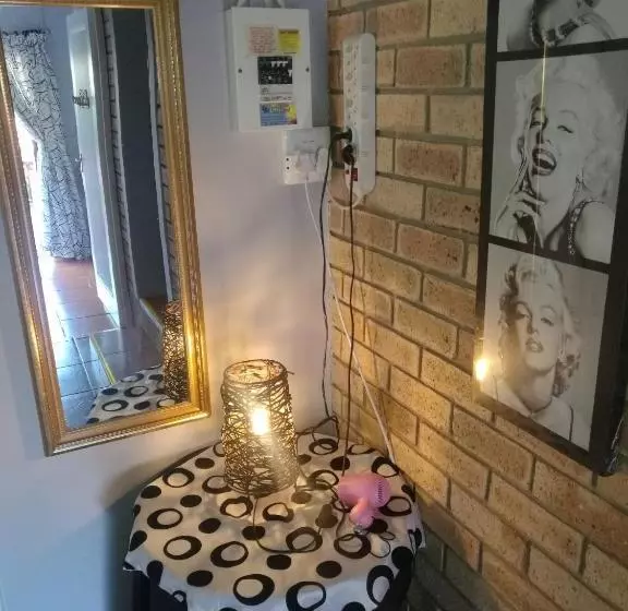 Hotelli Hillcrest Self-catering Holiday Apartment