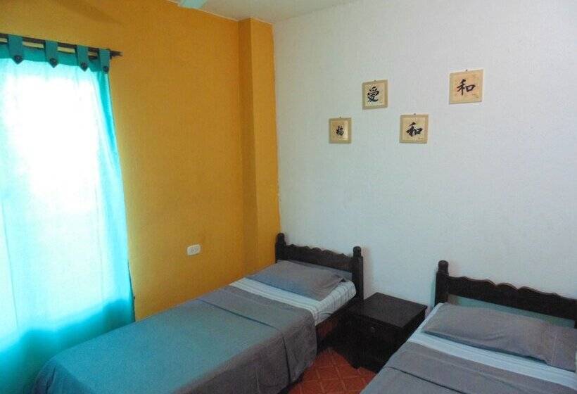 Отель Hospedería Casa Familiar