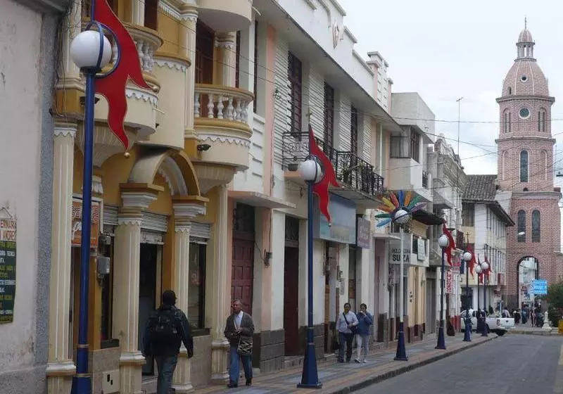 Hotelli Hostal Otavalo Prince