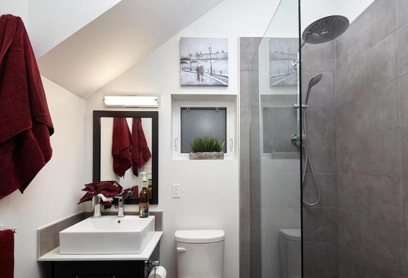 ホテル House On Dunbar B&b