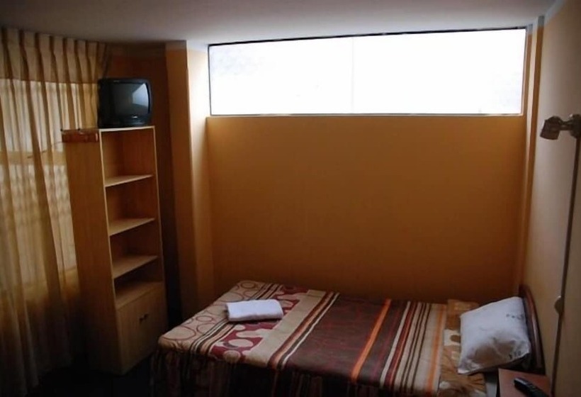 ホテル Huchuy Wasi Hostel