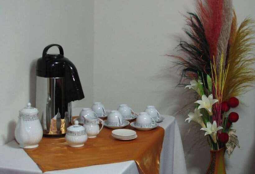 ホテル Huchuy Wasi Hostel