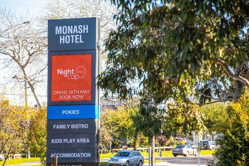 Отель Nightcap At Monash