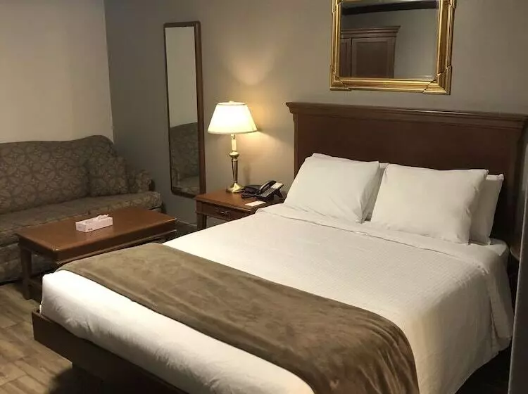 هتل Talbot Trail Inn & Suites