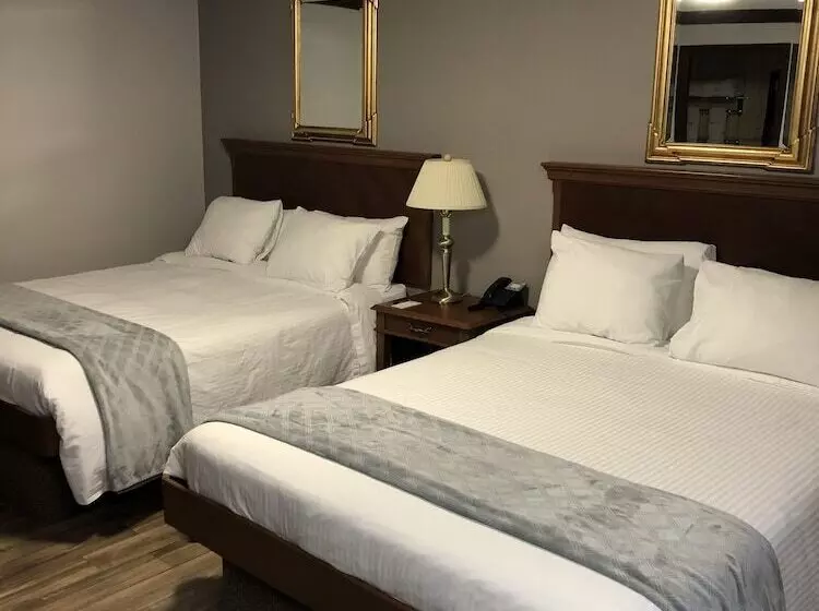 هتل Talbot Trail Inn & Suites