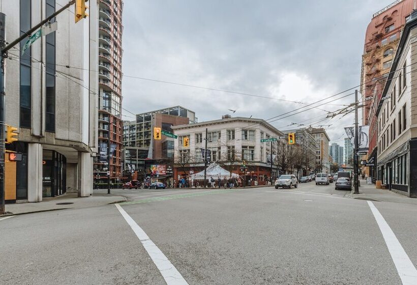 호텔 The Cambie Hostel Gastown