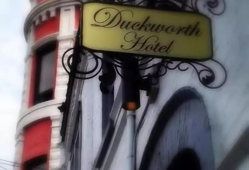 ホテル The Duckworth Inn