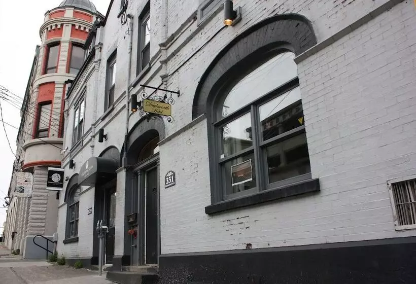 ホテル The Duckworth Inn
