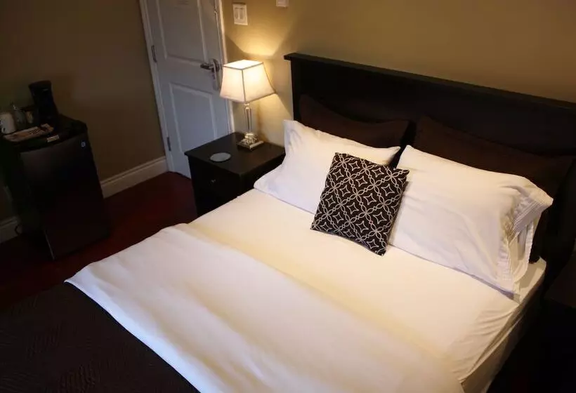 ホテル The Duckworth Inn