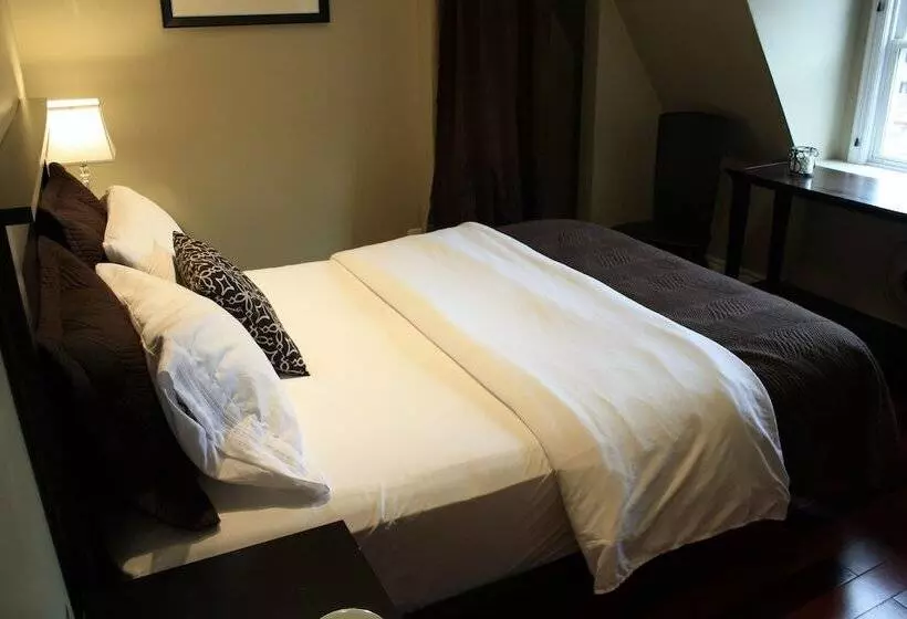 ホテル The Duckworth Inn