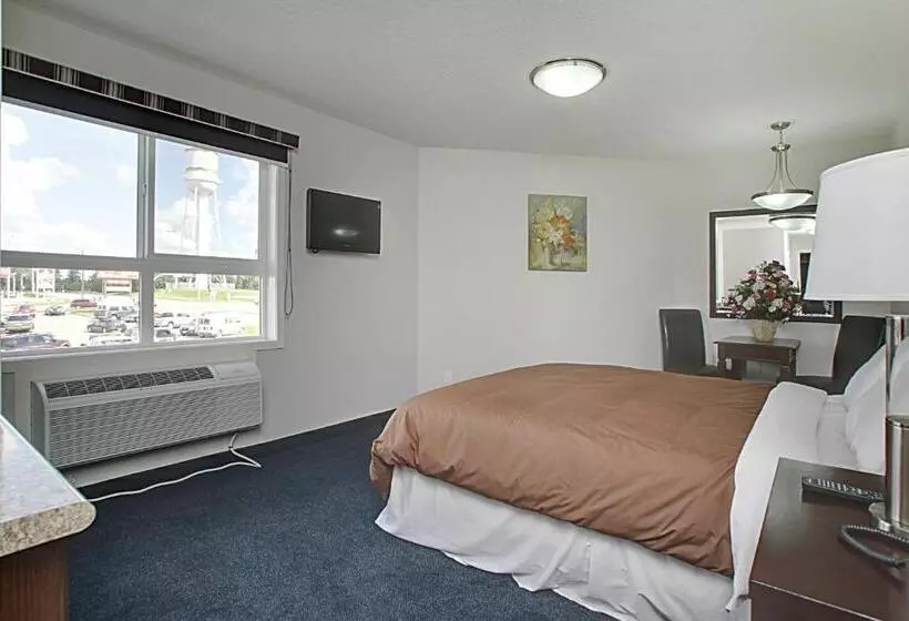 ホテル Travelodge By Wyndham Wetaskiwin