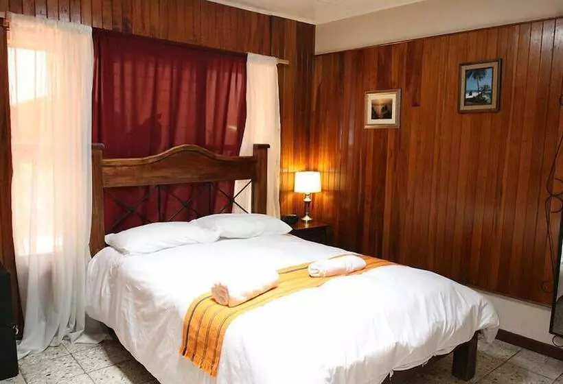 Turrialba Bed & Breakfast