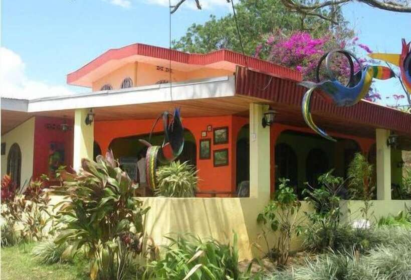 مبيت وإفطار Aparthotel Villa Pacande & Suites