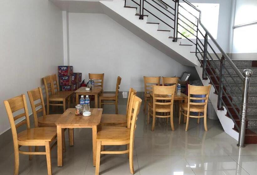 هاستل Kiet Hong